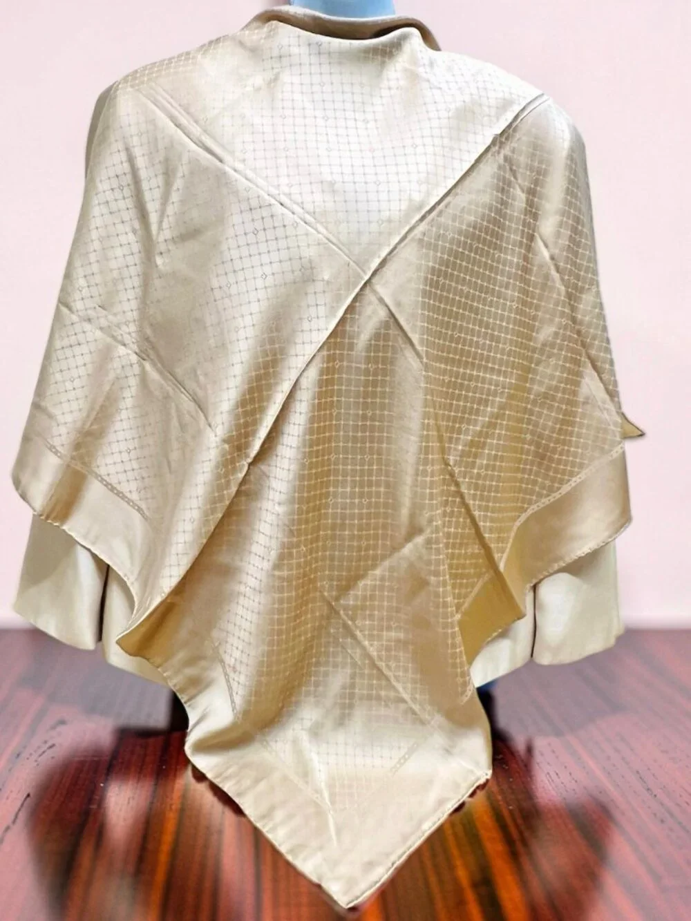 Givenchy 39 vintage